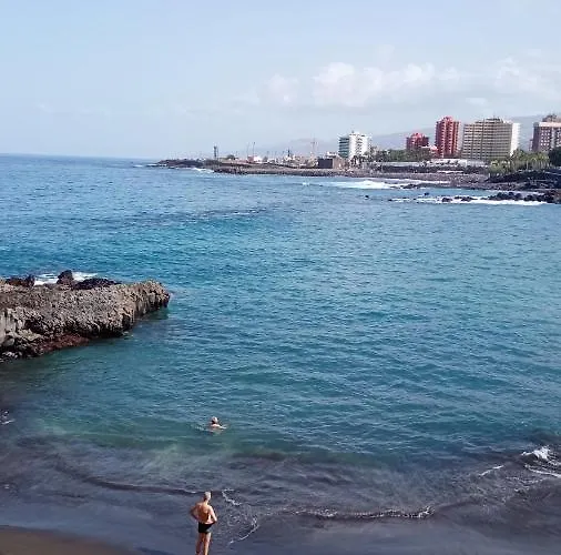 Casa Victoria, Playa Chica
